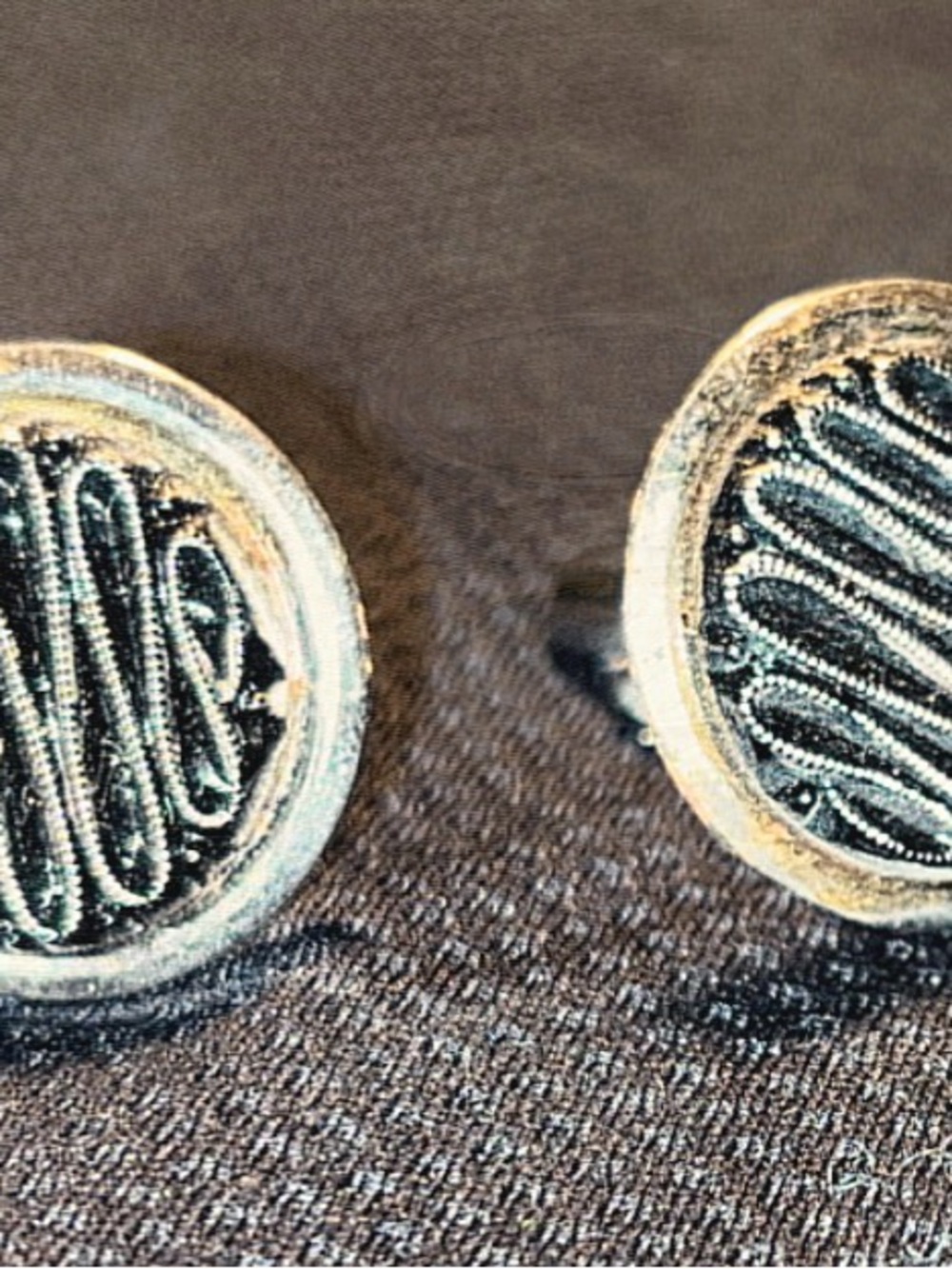 Vintage Bullet-back Metal Cufflinks in Silver and Black